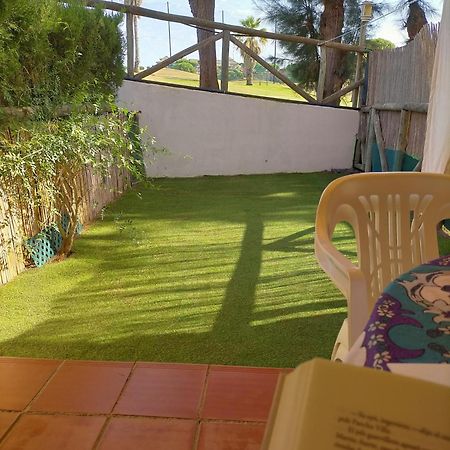 Adosado Islantilla, Huelva المظهر الخارجي الصورة
