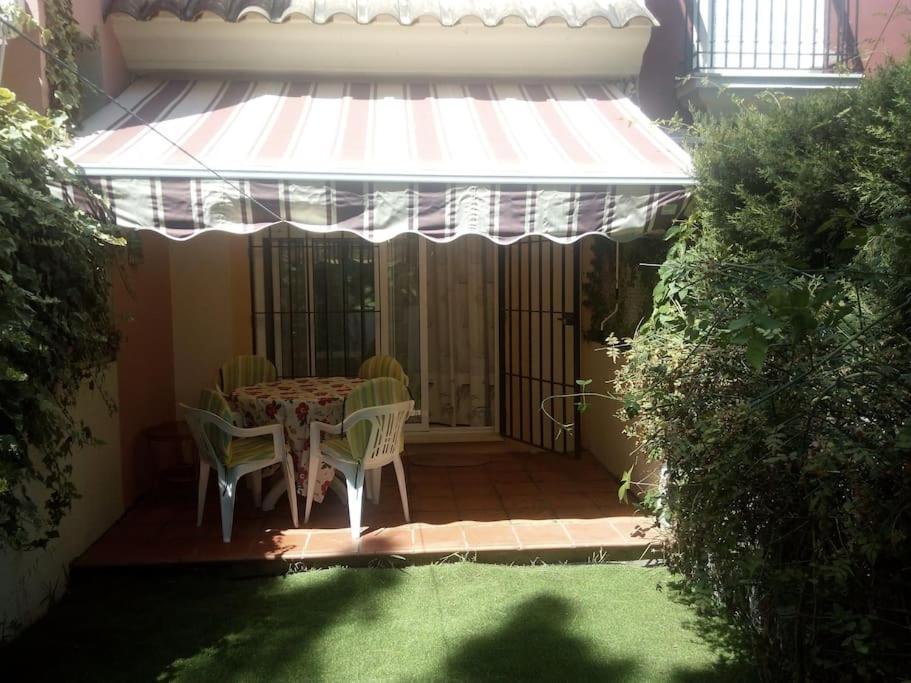Adosado Islantilla, Huelva المظهر الخارجي الصورة