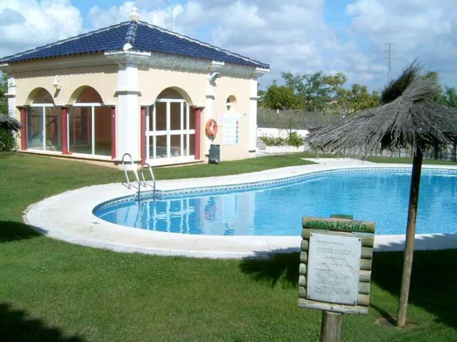 Adosado Islantilla, Huelva المظهر الخارجي الصورة