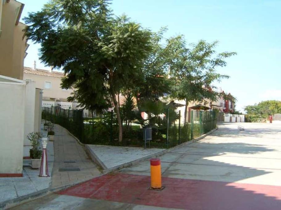 Adosado Islantilla, Huelva المظهر الخارجي الصورة